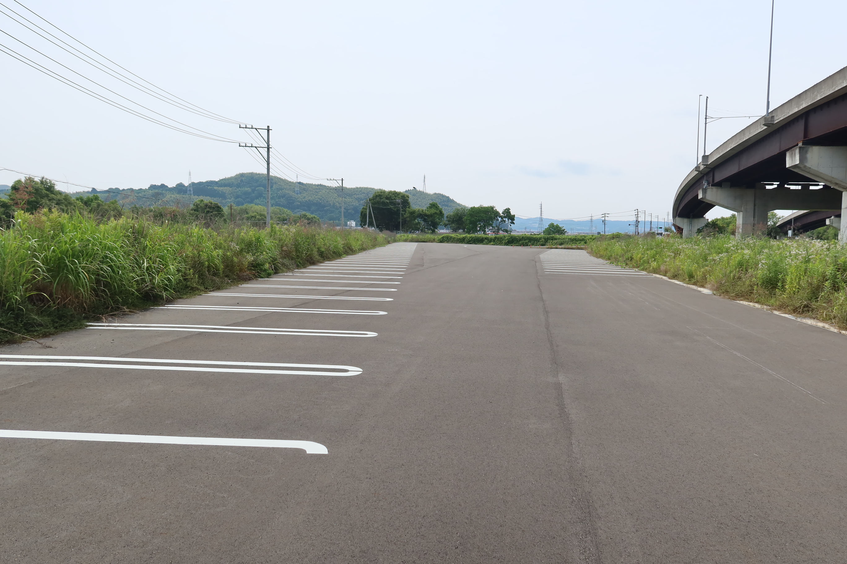 さんかく駐車場 場内