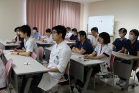 研修医朝の勉強会